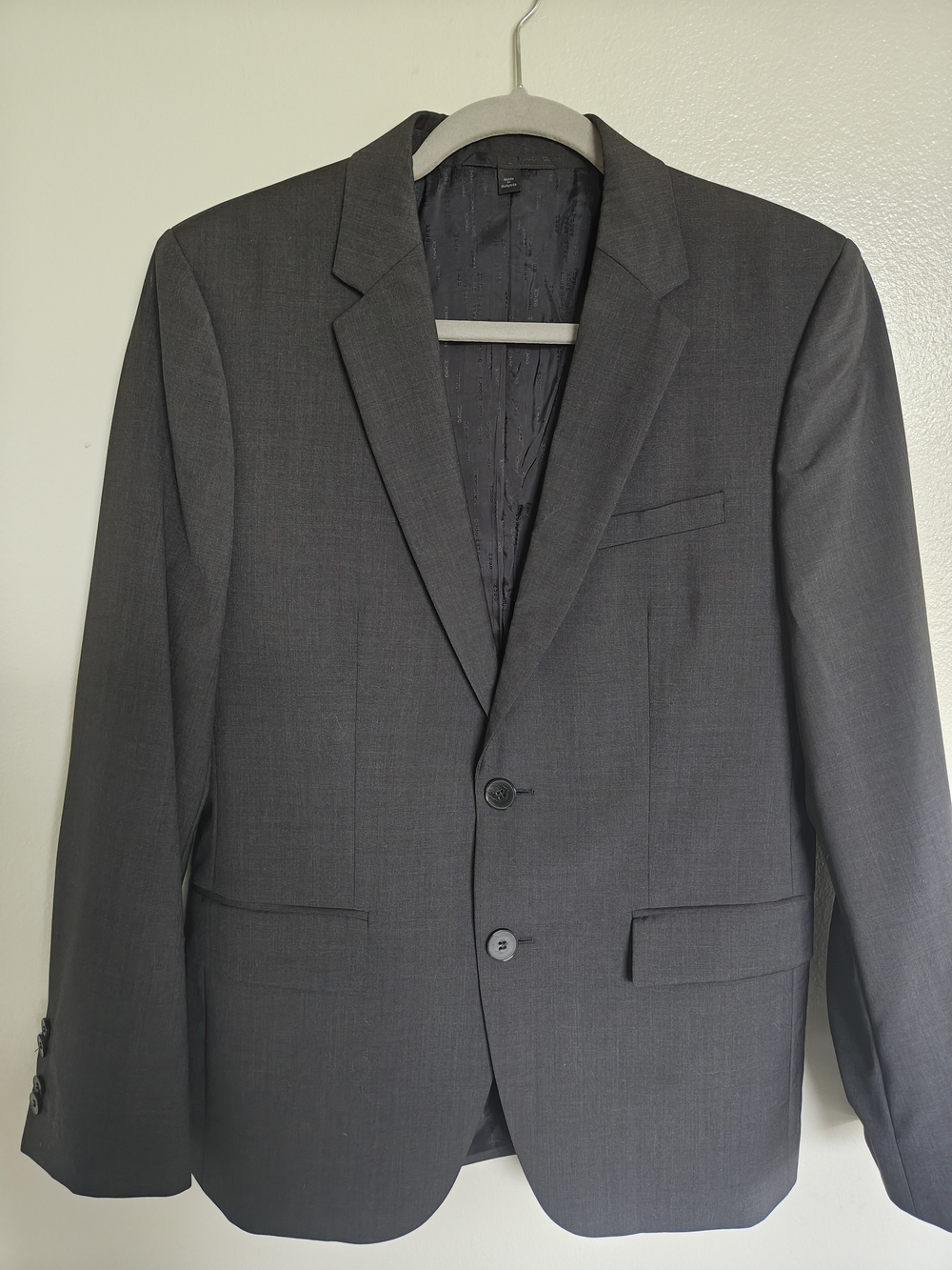 Hugo Boss Men's Charcoal Gray Two-Button Blazer